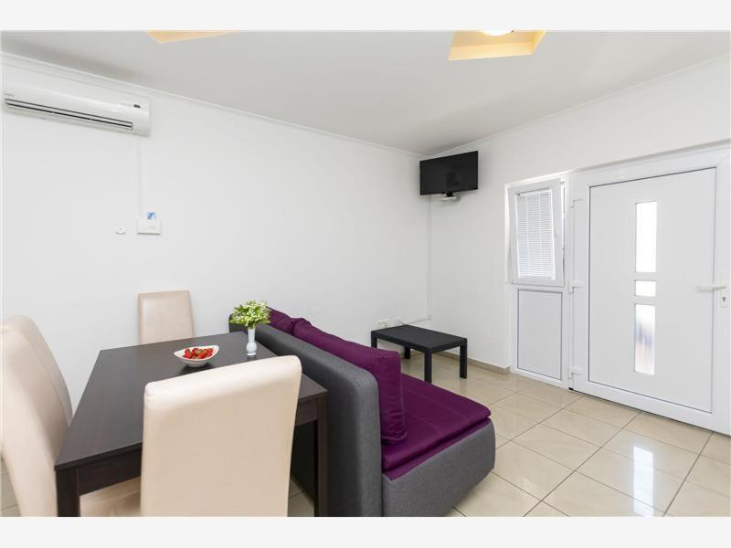 Apartmani Livajic Duce Luaran gambar