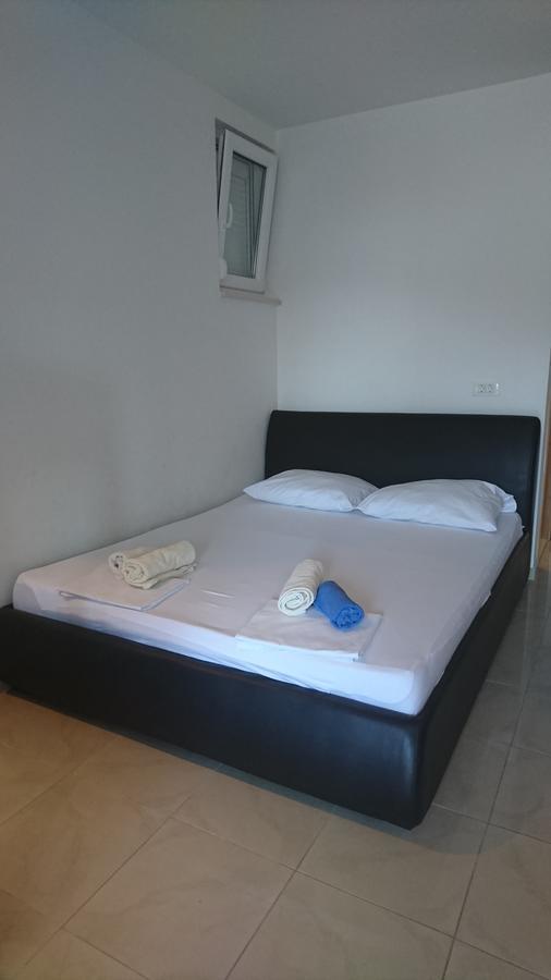 Apartmani Livajic Duce Luaran gambar